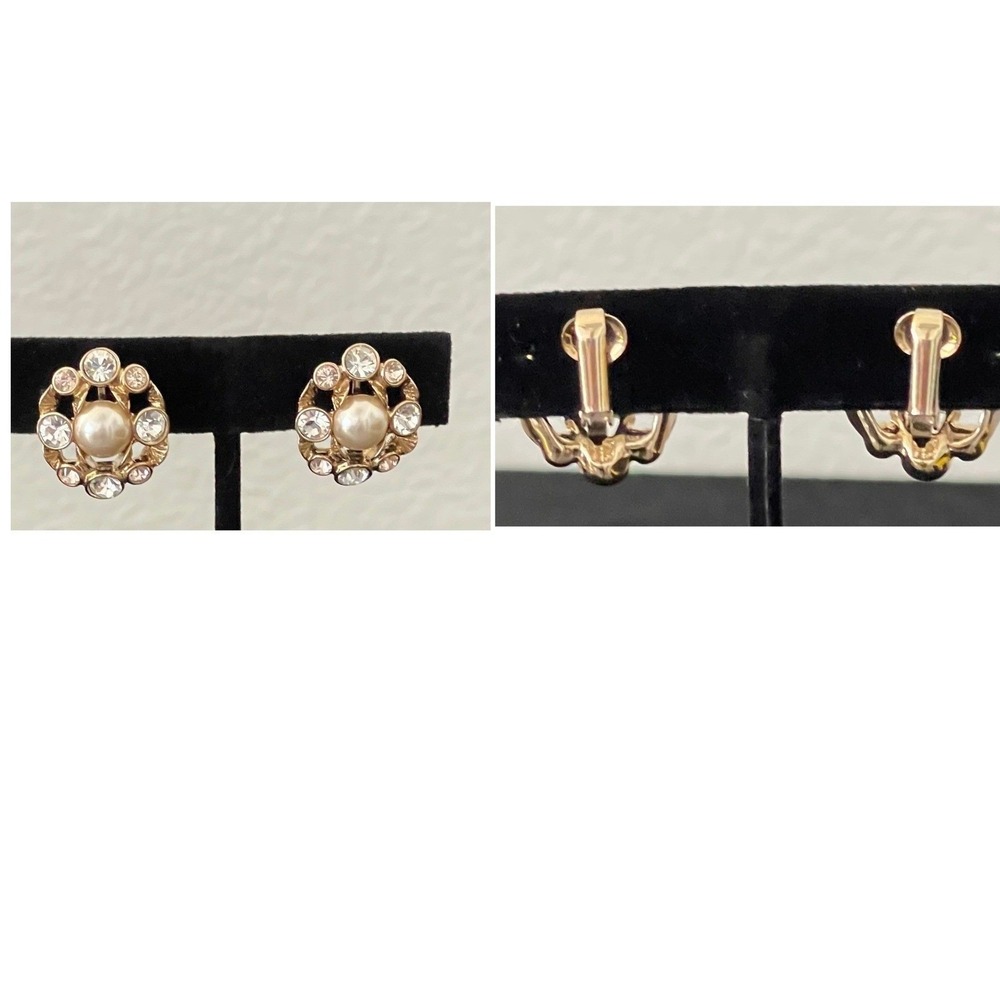 Givenchy Earrings Faux Pearl Rhinestones Halo Gold Tone Clip-On Studs Vintage - Picture 9 of 9